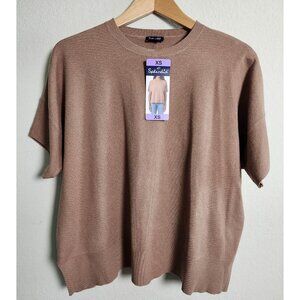 Brown short-sleeve sweater or knit top